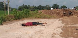 बिग ब्रेकिंग: तेज़ रफ़्तार बाइक में जा रहे युवक की सड़क दुर्घटना में मौत
