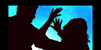 छत्तीसगढ़: पूर्व सांसद के बेटे की गुंडागर्दी… आधी रात गर्ल्स हॉस्टल में घुसकर की ऐसी हरकत…