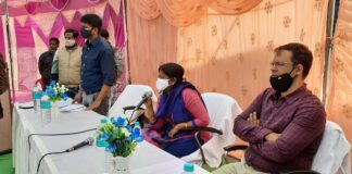 कलेक्टर ने लगाई जेमरा में जन चैपाल, सुनी लोगों की समस्याएं, किया निराकरण.. अगली 10 तारीख से जेमरा वासियों को मिलेगी बैंक सखी की सेवाएं..