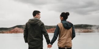 एक साथ 35 गर्लफ्रेंड से रिलेशनशिप! एक गलती के चलते पहुंच गया जेल..
