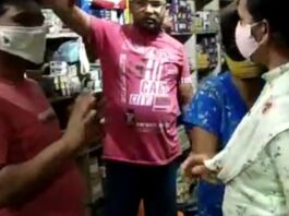 बड़ी खबर : महिला SDM से झूमाझटकी, लॉकडाउन में दुकान खोला, मना करने पर SDM और पुलिस के साथ हाथापाई.. देखे वीडियो..