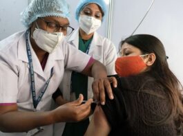 अगस्त-दिसम्बर के बीच कोविड टीके की 216 करोड़ खुराक उपलब्ध होंगी, सभी के लिए पर्याप्त: केंद्र