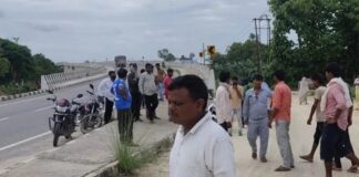 बाइक से जा रहे युवक की मांझे में फंसकर आधी गर्दन कटी, मौके पर ही दर्दनाक मौत