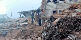 काशी विश्वनाथ धाम में हादसा, जर्जर मकान गिरने से दो मजदूरों की मौत, कई घायल