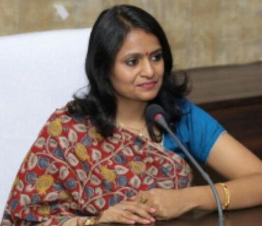 ब्रेकिंग : रानू साहू को कलेक्टर पद से हटाया गया.. तारण प्रकाश सिन्हा बने रायगढ़ के नए कलेक्टर.. कई जिलों के कलेक्टर में फेरबदल