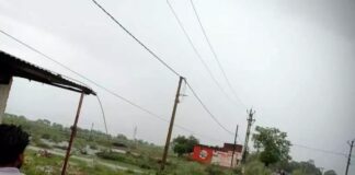 छत्तीसगढ़ में दर्दनाक हादसा: दुकान के ऊपर गिरा हाईटेंशन तार, महिला की मौत