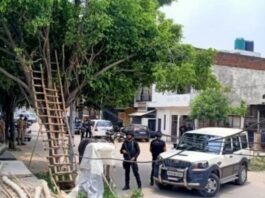 अलकायदा के दो आतंकी गिरफ्तार, प्रेशर कुकर बम बरामद, ATS सर्च ऑपरेशन जारी