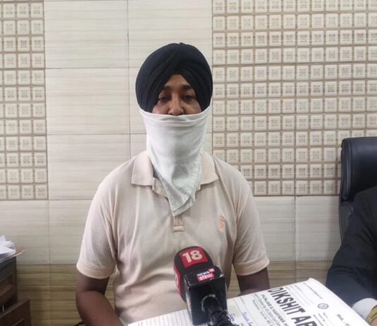 मुस्लिम पत्नी धर्म बदलने का डाल रही दबाव, सिख युवक ने कोर्ट में डाली याचिका