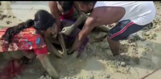 हत्या करने आये बदमाशों से अकेले भिड़ी निहत्थी महिला, पटककर छीन ली पिस्टल