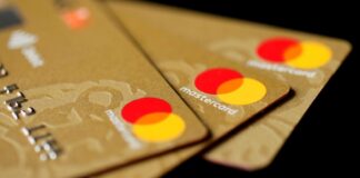 Master Card Ban से घबराएं बैंक! SBI, Axis समेत 5 बैंकों के कार्ड्स होंगे प्रभावित, पढ़ें आपके क्रेडिट पर क्या असर पड़ेगा?