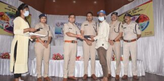 कोरबा पुलिस सायबर सेल की शानदार सफलता.. गुम मोबाईल पुलिस अधीक्षक ने पीडितों को लौटाया..