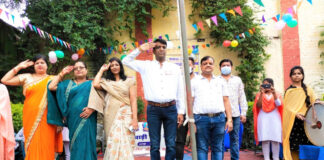 मारवाड़ी युवा मंच द्वारा किया गया ध्वजारोहण