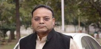 कांग्रेस सरकार का एक ही काम दिखता है, गांवों में गोबर बिन रहे हैं लोग : अजय चंद्राकर