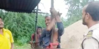 कोरबा: निजी कंपनी के गुंडों ने अधेड़ को खूटे से बांधकर पीटा, सोशल मीडिया में वीडियो हो रहा वायरल