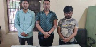 बिग ब्रेकिंग: पंडरी इलाके में खिला रहे थे क्रिकेट सट्टा, BMW कार के साथ 3 सटोरिए गिरफ्तार