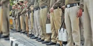 रिश्वत के कारण खाकी पर दाग: छत्तीसगढ़ के इस जिले में लोगों ने थाने का किया घेराव, थानेदार पर लगा ये आरोप