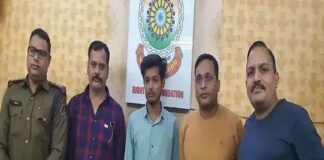 छत्तीसगढ़: युवक ने अपने ही किडनैपिंग की झूठी कहानी रची, घर वालों को बिना कपड़ों के हाथ-पैर बंधी तस्वीर भेजी