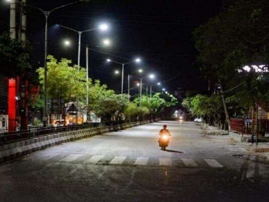रात 8 से सुबह 7 बजे तक नाइट कर्फ्यू का आदेश, बंद रहेंगे ये सब दुकान, इस जिले में लगाई गई सख्त पाबंदिया