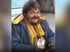 खुल्ले पैसे नहीं हैं सुनने की झंझट खत्म… ऑनलाइन भीख लेता है ये ‘डिजिटल भिखारी’