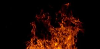 स्कूल परिसर में लगी आग, मौके पर मची अफरा-तफरी, फिर हुआ ये…