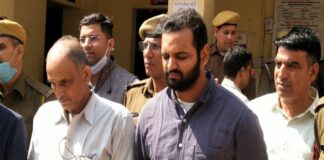 पुलिस कांस्टेबल चला रहा था वाहन चोर गैंग, रेकी कर करवाता था वारदातें, रेप केस में जा चुका है जेल