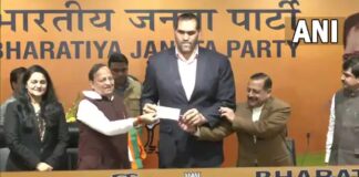 राजनीति के रिंग में उतरे WWE रेसलर द ग्रेट खली, चुनाव के बीच थामा भाजपा का दामन