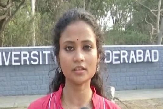 ‘गैर-हिंदू’ कलाकार के साथ दिखाई एकजुटता, डांसर का मंदिर में परफॉर्म करने से इनकार