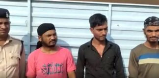 पिकअप के साथ 4 चोर गिरफ्तार, गश्त पर निकली पुलिस को मिली बड़ी सफलता