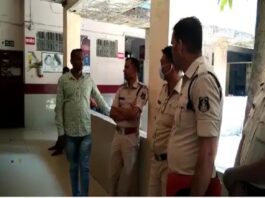 कोरबा: पति ने शराब पीकर पत्नी से बोला-संबंध बनाना है, मना किया तो गर्भवती को डंडे से पीटा