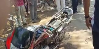 छत्तीसगढ़: बाइक की सीट से निकला नाग, जान बचाकर भागा मैकेनिक