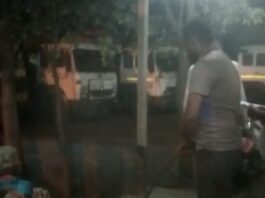 कोरबा: अधेड़ मजदूरों की रॉड से पिटाई, हाथ जोड़कर माफी मांगते रहे, वीडियो वायरल