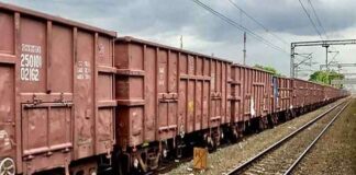 पटरी चोर घायल, आया मालगाड़ी की चपेट में