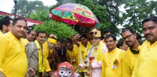 बालकोनगर में आयोजित जगन्नाथ रथ यात्रा उत्सव में उमड़े भक्तजन