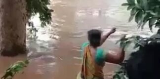 खुली भ्रष्टाचार की पोल, पहली ही बारिश में बह गया नवनिर्मित पुल
