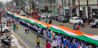 कोरबा: जेसीआई ने निकाली गई 500 मीटर के भव्य तिरंगे के साथ राष्ट्रध्वज गौरव यात्रा.. 3000 से अधिक लोग हुए शामिल