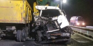 कोरबा ब्रेकिंग : तड़के सुबह दो ट्रेलर की सीधी टक्कर, दोनो ट्रेलर चालक की मौके पर ही मौत