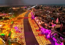 दिवाली पर जगमग हो उठी रामनगरी, सामने आई अयोध्या दीपोत्सव की मनमोहक तस्वीरें
