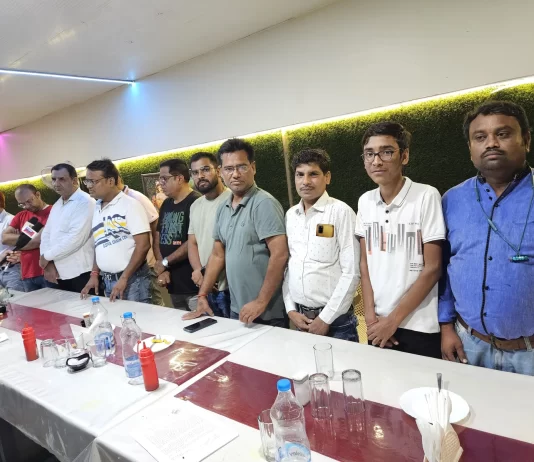 पुलिस नहीं सुन रही फरियाद, व्यापारी लगातार हो रहे ठगी का शिकार…चांपा के वंदना प्लाजा और कोरबा मानिकपुर के गायत्री ट्रेडर्स में भी बेचा गया है ठगी का सामान…